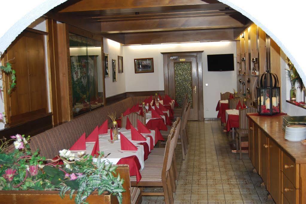 Hotel Rosner 알텐막팀퐁와 외부 사진